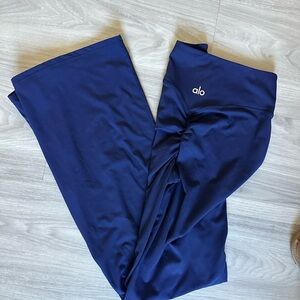 ALO Yoga Navy Leggings
